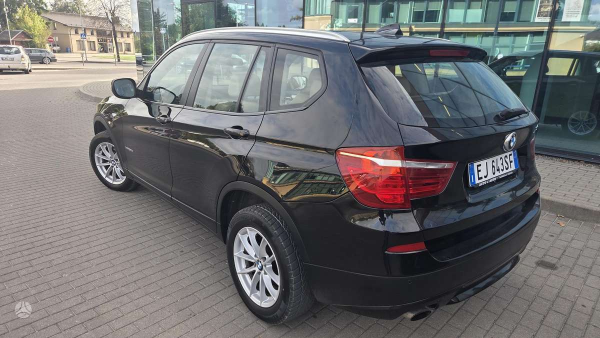 BMW X3, 2.0 l., off-road / crossover