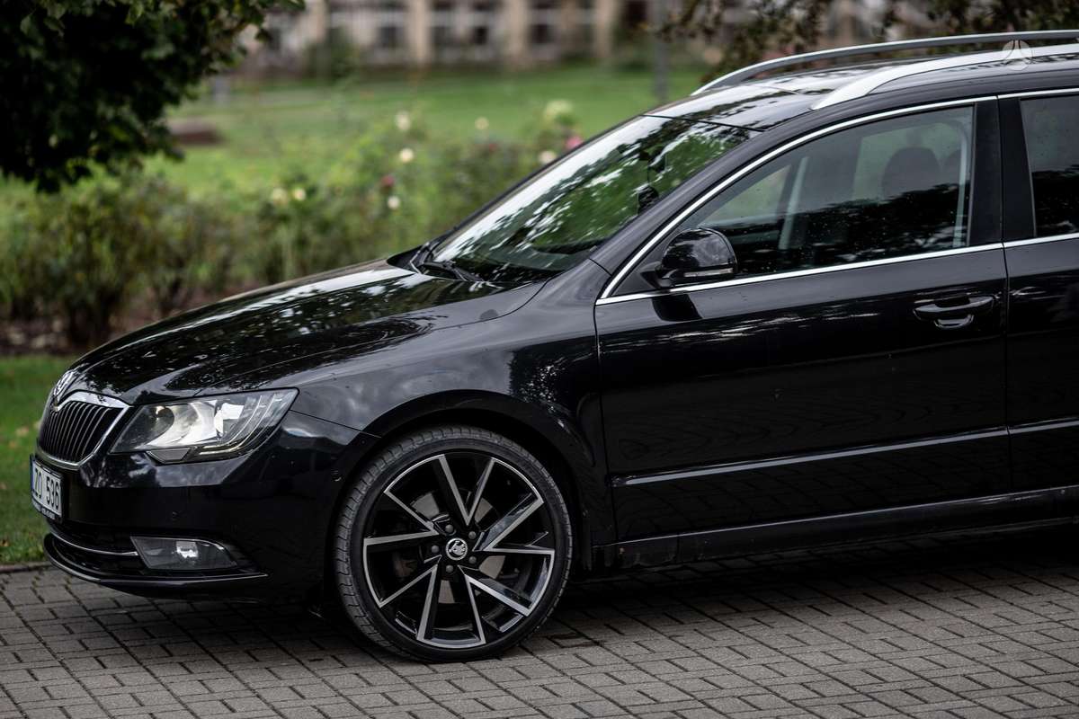 Skoda Superb, 2.0 l., universalas