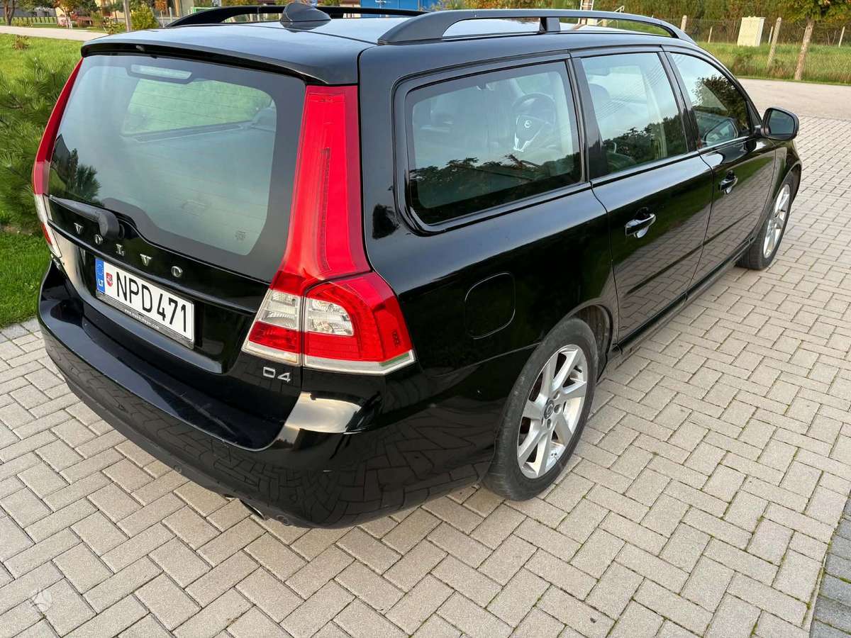 Volvo V70, 2.0 l., wagon