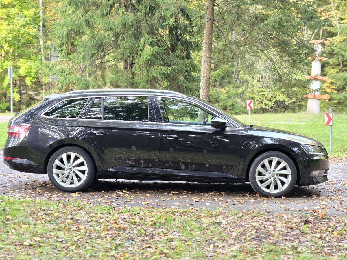 Skoda Superb, 2.0 l., Универсал