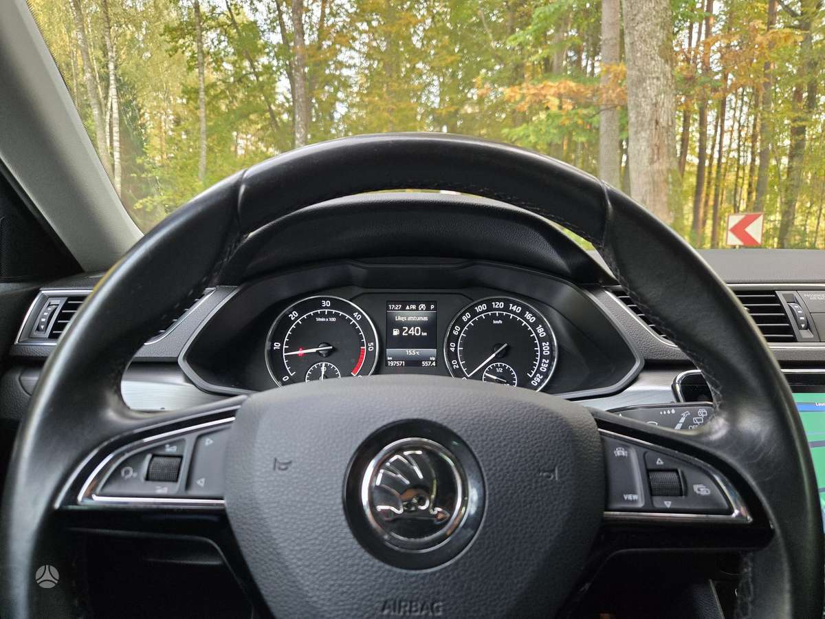 Skoda Superb, 2.0 l., wagon