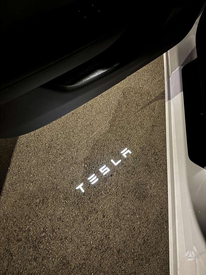 Tesla Model 3, 60 kWh, sedanas