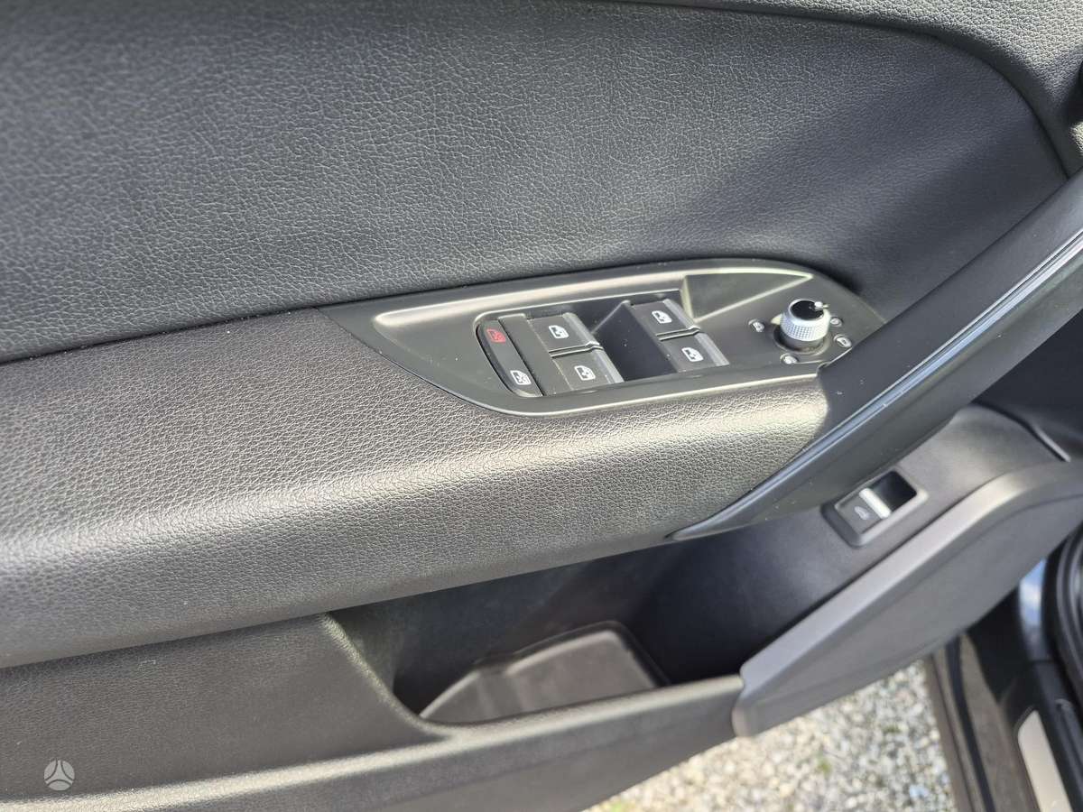 Audi Q5, 2.0 l., Внедорожник / Кроссовер