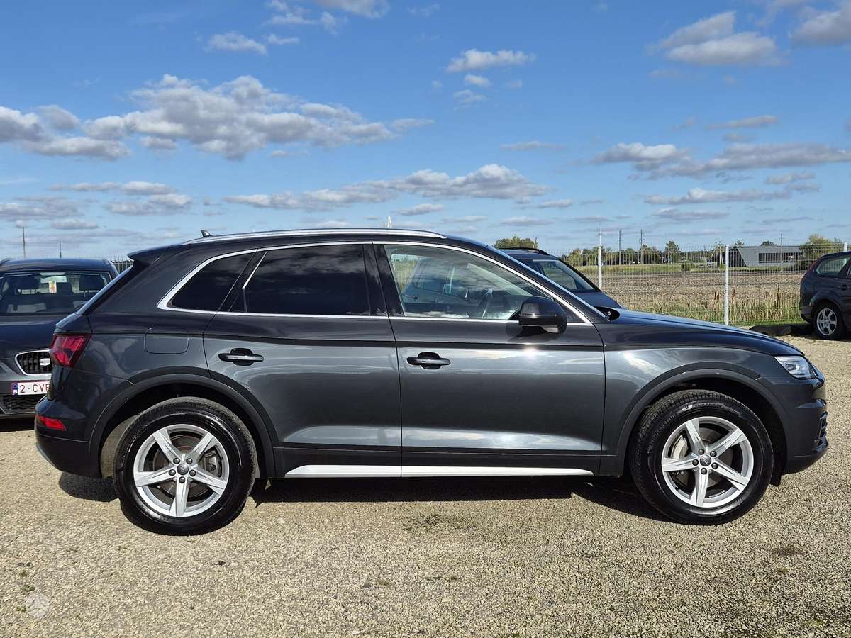 Audi Q5, 2.0 l., Внедорожник / Кроссовер