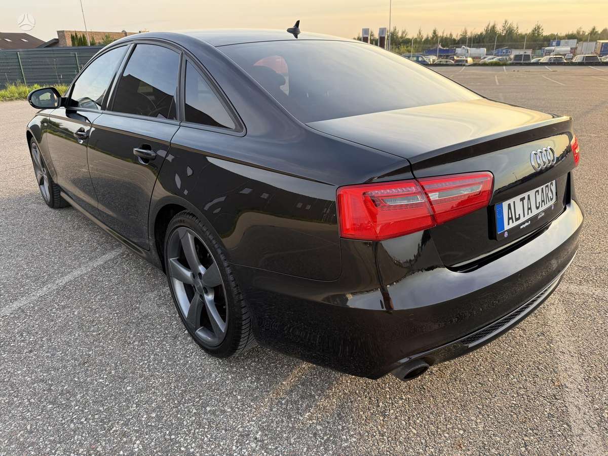 Audi A6, 3.0 l., Седан