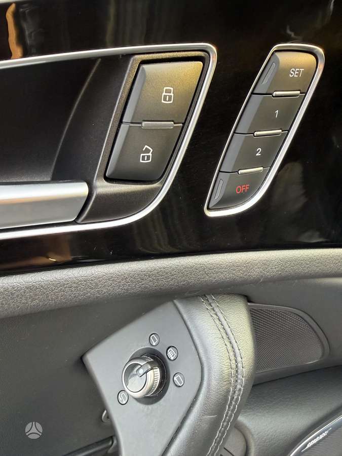 Audi A6, 3.0 l., Седан