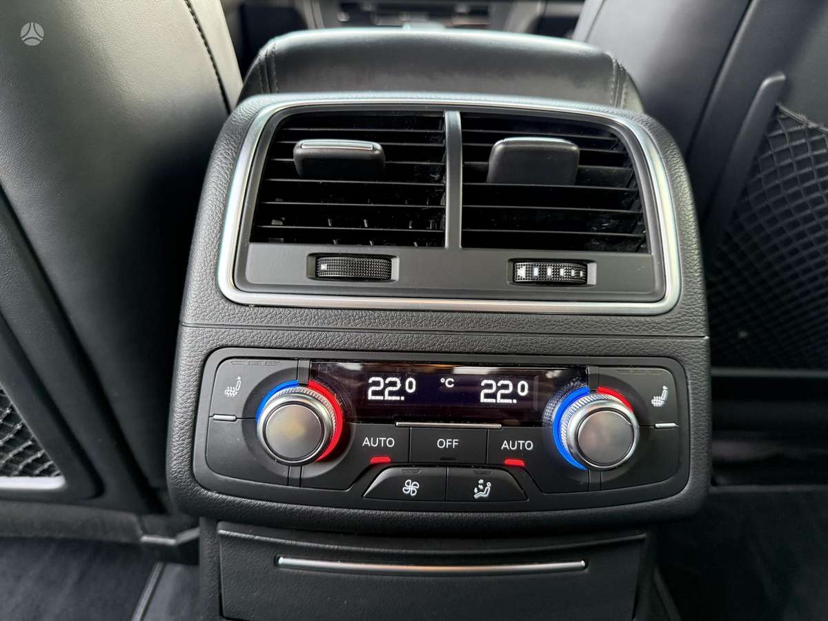 Audi A6, 3.0 l., Седан
