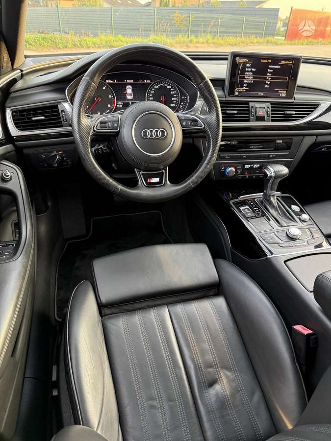 Audi A6, 3.0 l., Седан