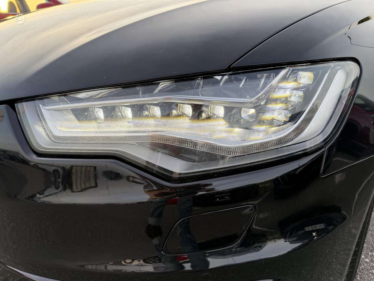 Audi A6, 3.0 l., Седан