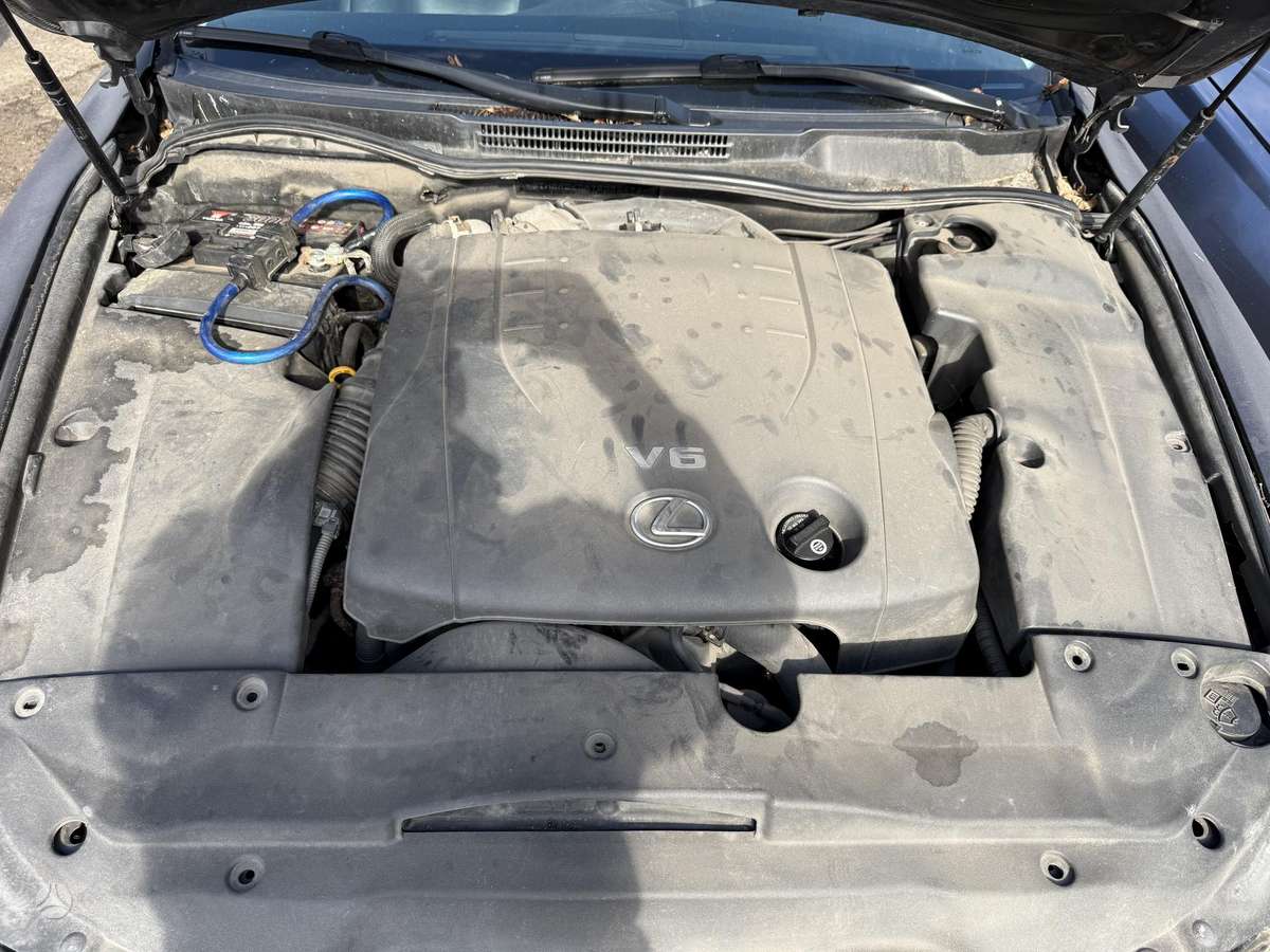 Lexus IS 250 Dalimis is 250 rwd