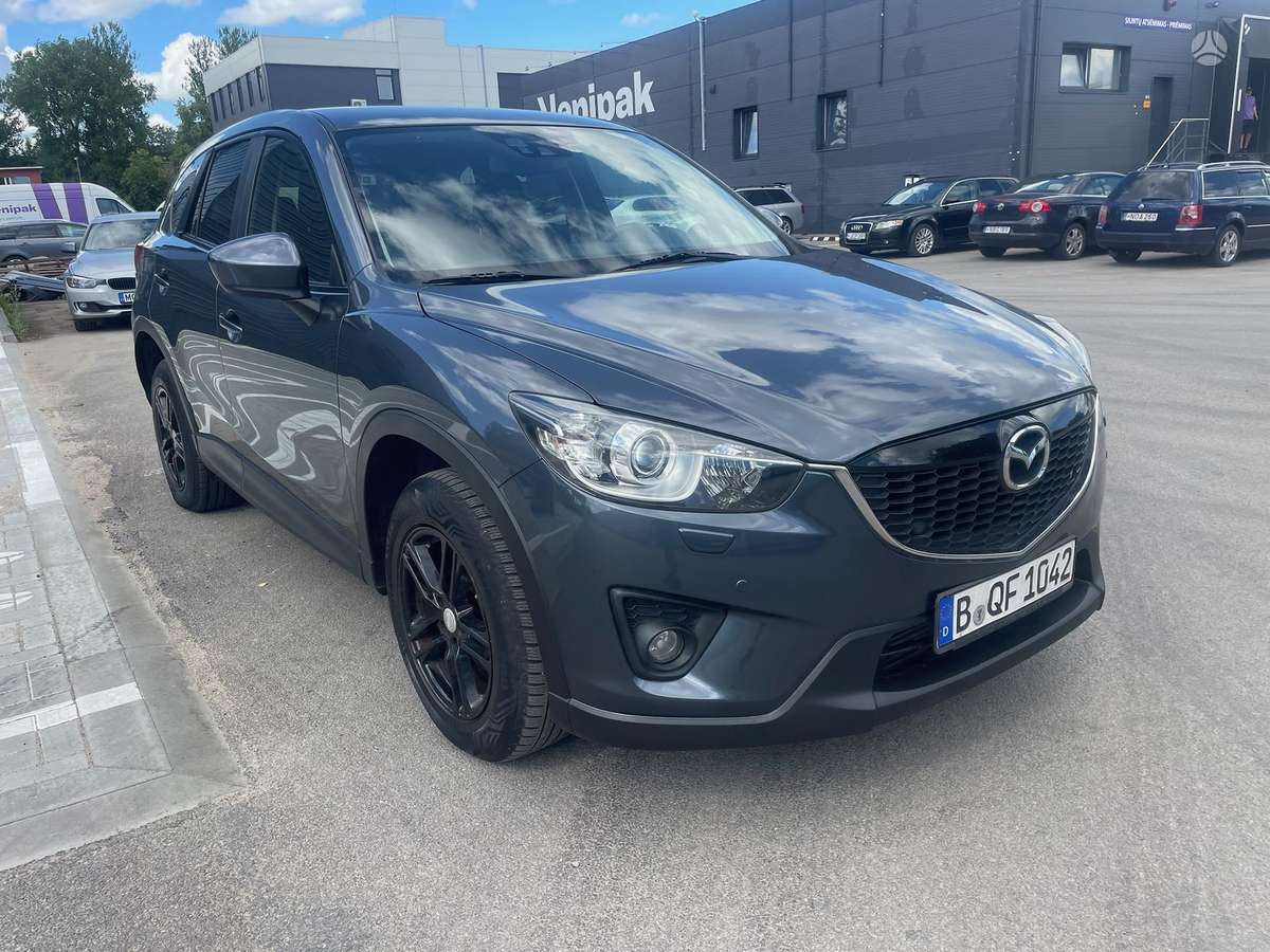 Mazda CX-5, 2.2 l., off-road / crossover