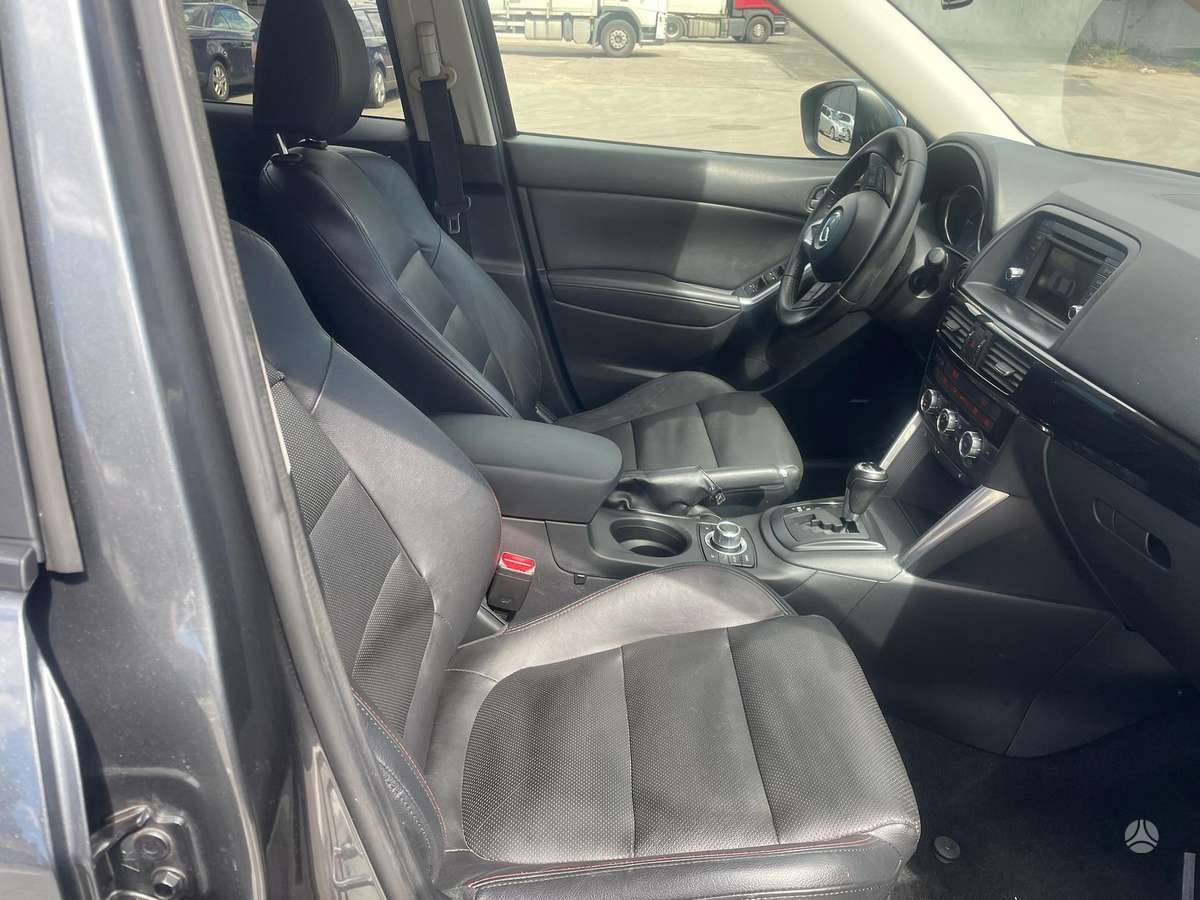 Mazda CX-5, 2.2 l., Внедорожник / Кроссовер