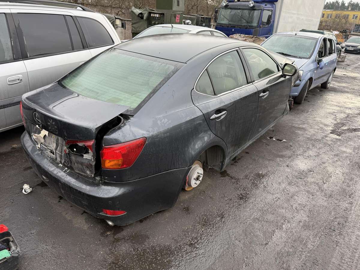 Lexus IS 250 Dalimis