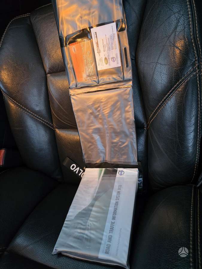 Volvo S60, 2.4 l., Седан