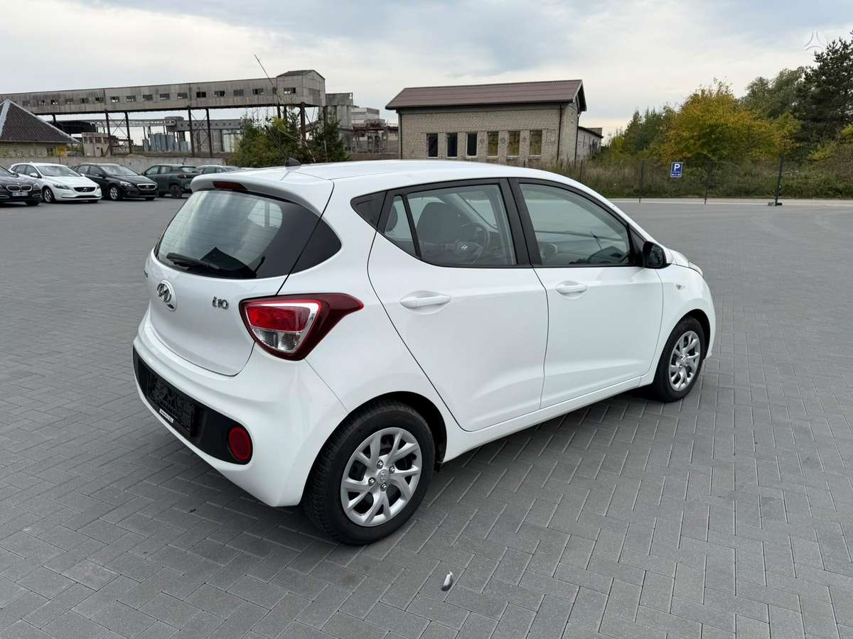 Hyundai i10, 1.2 l., hatchback