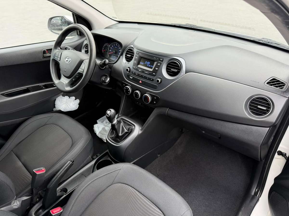 Hyundai i10, 1.2 l., hatchback