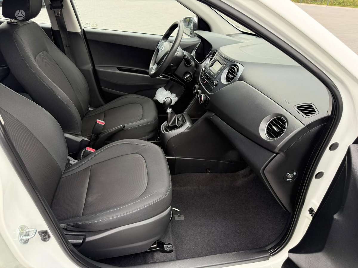 Hyundai i10, 1.2 l., hatchback
