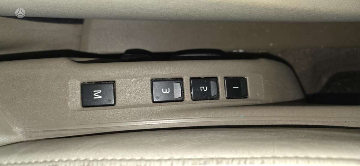 Volvo V70, 2.4 l., Седан