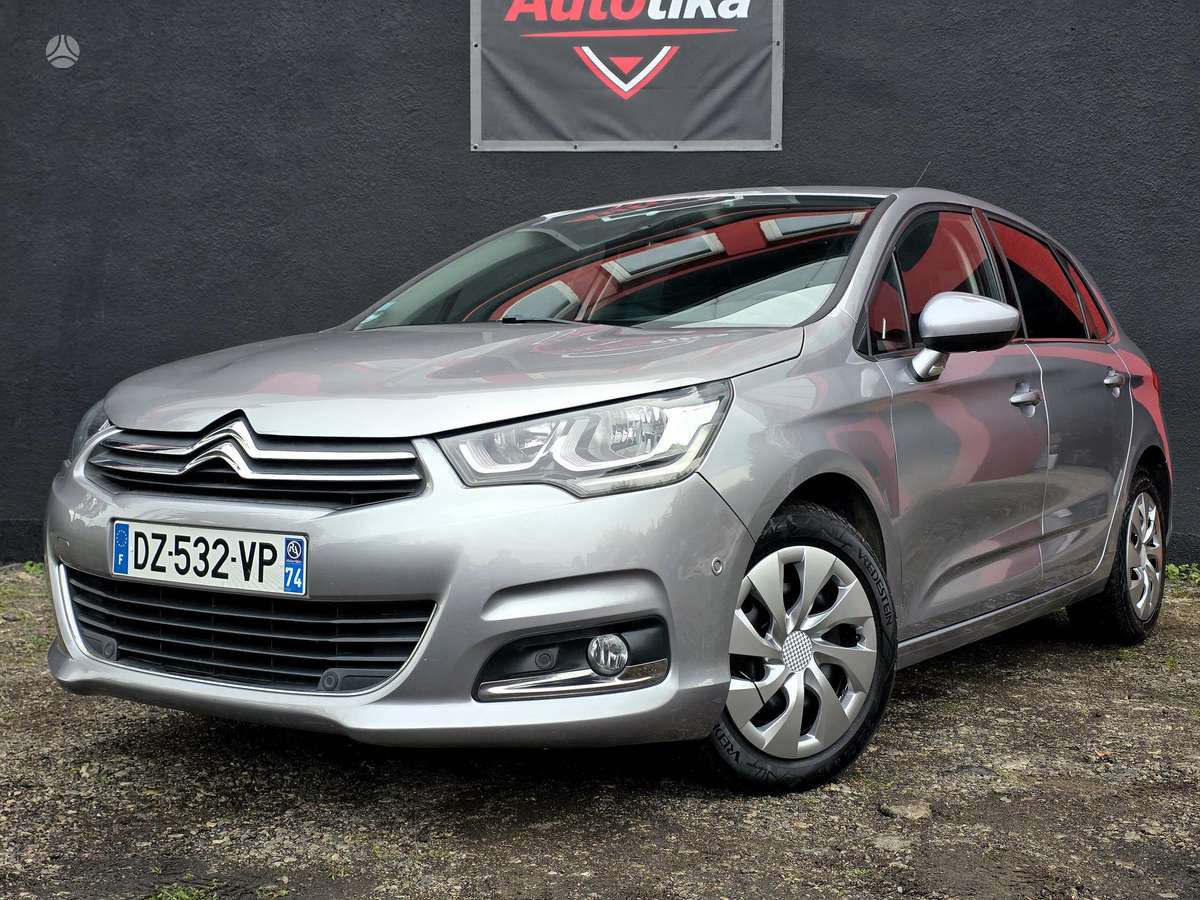 Citroen C4, 1.2 l., Хэтчбек