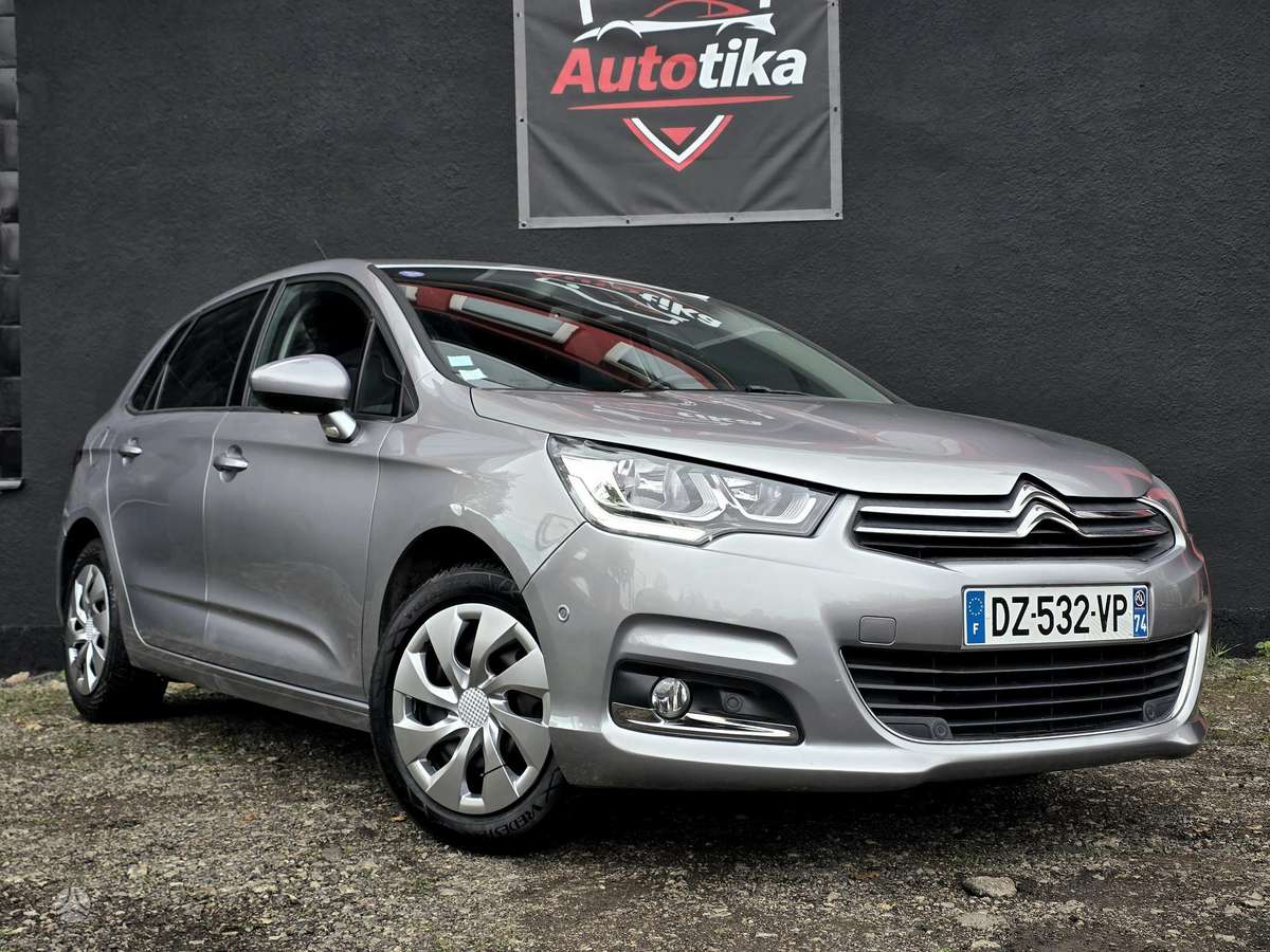 Citroen C4, 1.2 l., hatchback