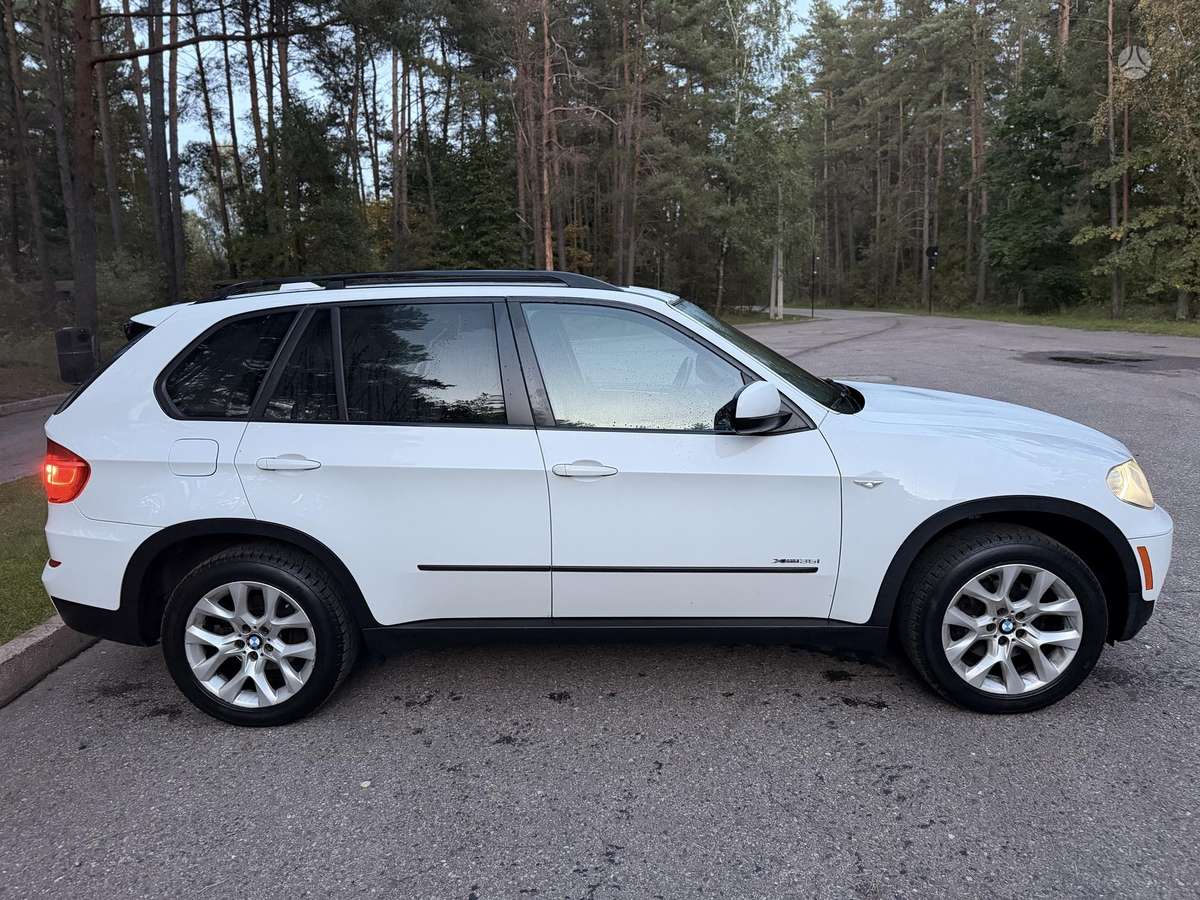 BMW X5, 3.0 l., off-road / crossover