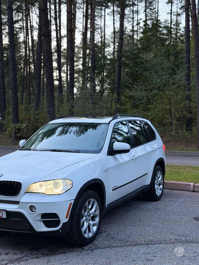 BMW X5, 3.0 l., off-road / crossover