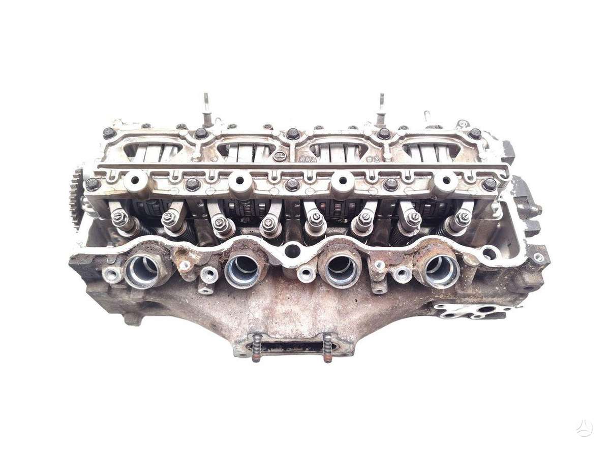 Honda CR-V cylinder head