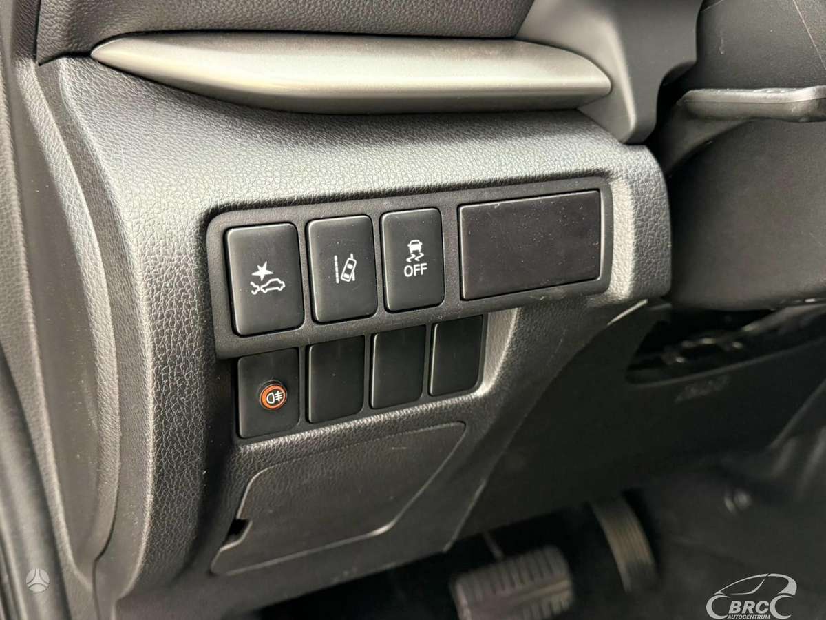 Mitsubishi Eclipse Cross, 1.5 l., off-road / crossover