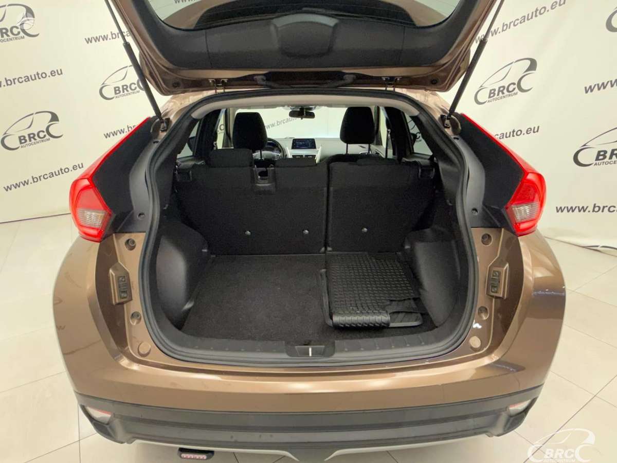 Mitsubishi Eclipse Cross, 1.5 l., off-road / crossover