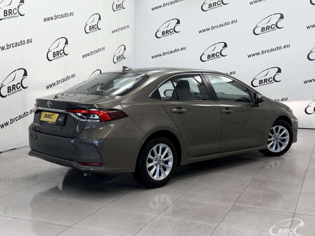 Toyota Corolla, 1.6 l., Седан
