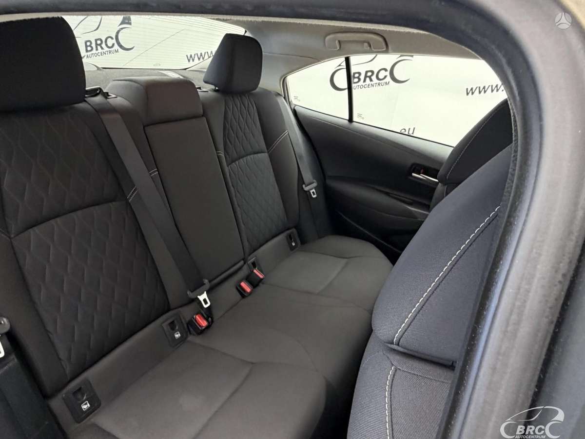 Toyota Corolla, 1.6 l., Седан