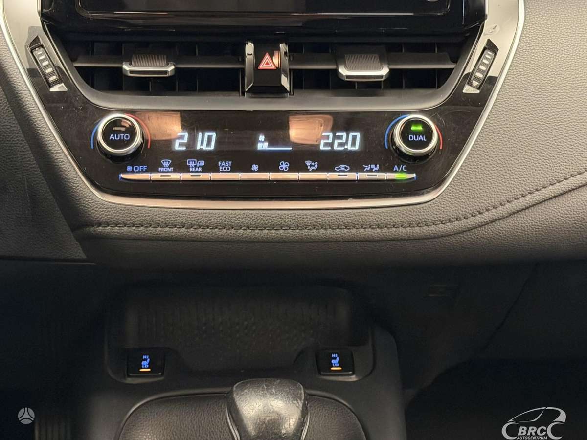 Toyota Corolla, 1.6 l., Седан