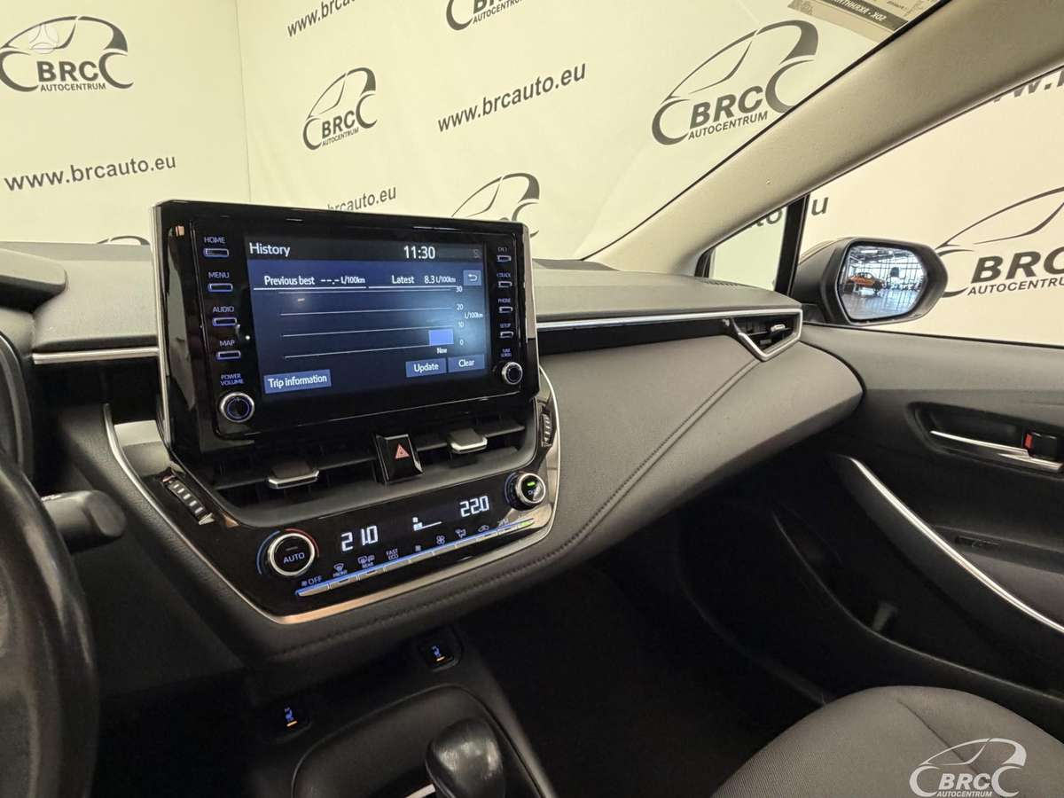 Toyota Corolla, 1.6 l., Седан