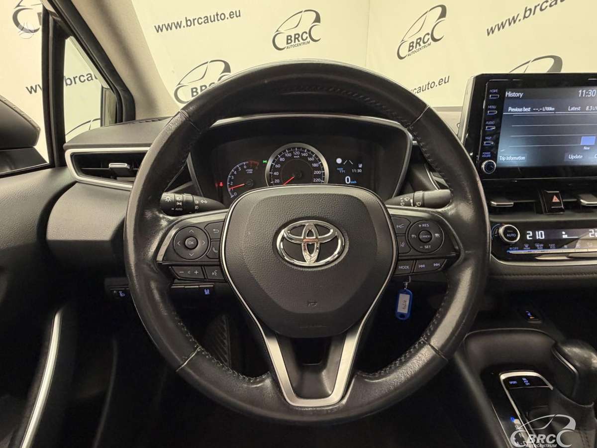 Toyota Corolla, 1.6 l., Седан
