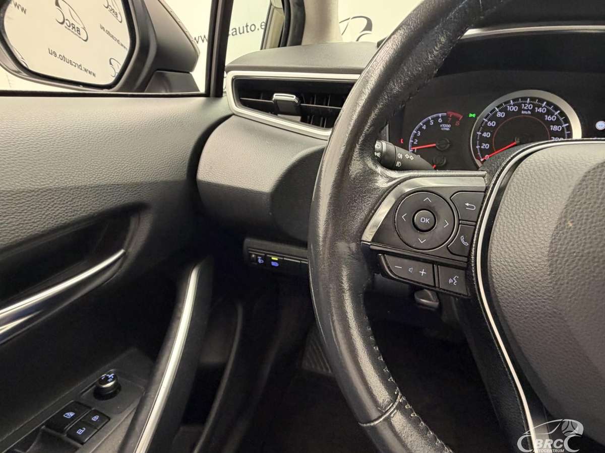 Toyota Corolla, 1.6 l., Седан