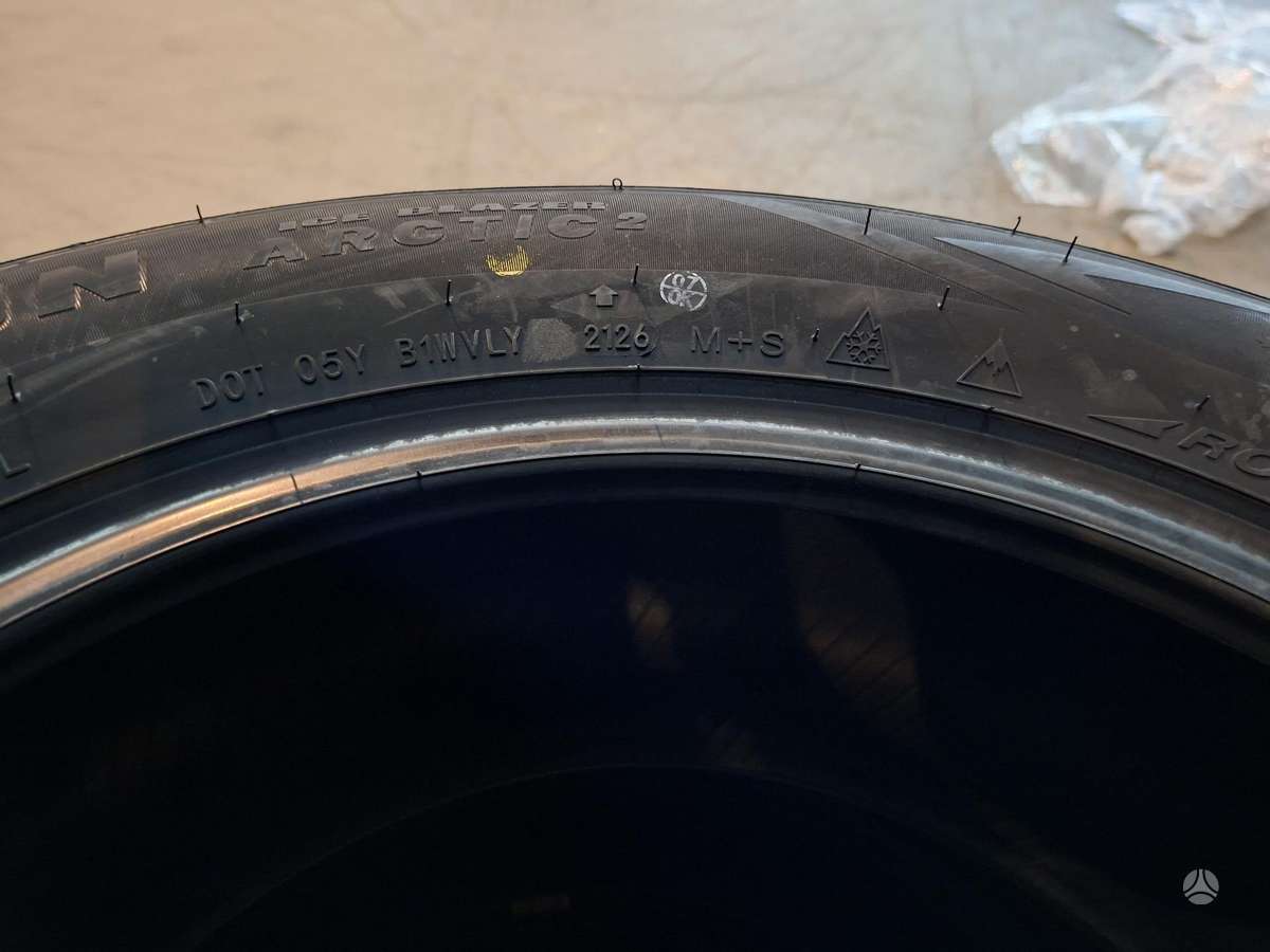 Sailun, žieminės 215/55 R16