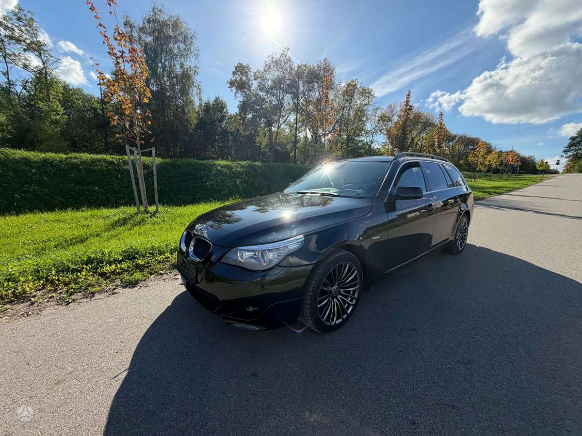BMW 520, 2.0 l., universalas