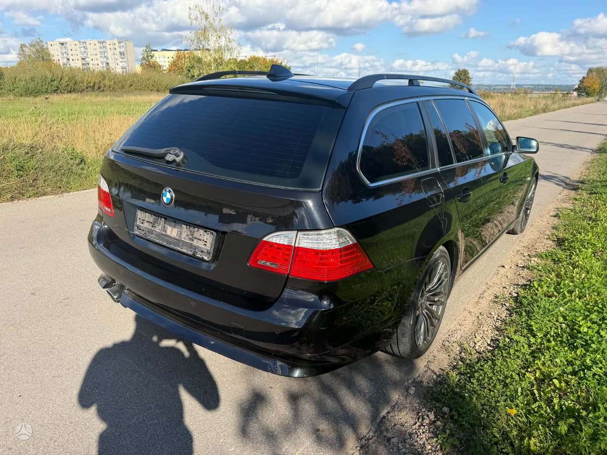 BMW 520, 2.0 l., universalas