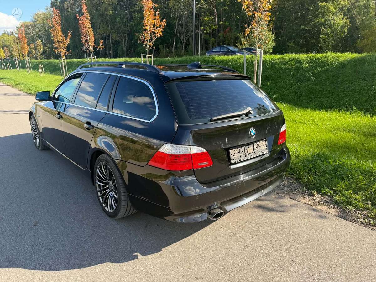 BMW 520, 2.0 l., wagon