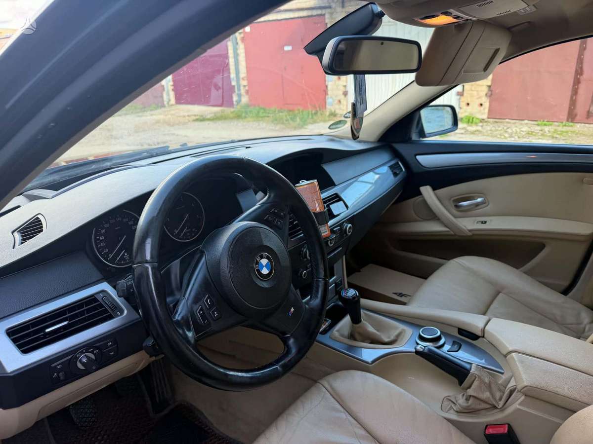 BMW 520, 2.0 l., universalas