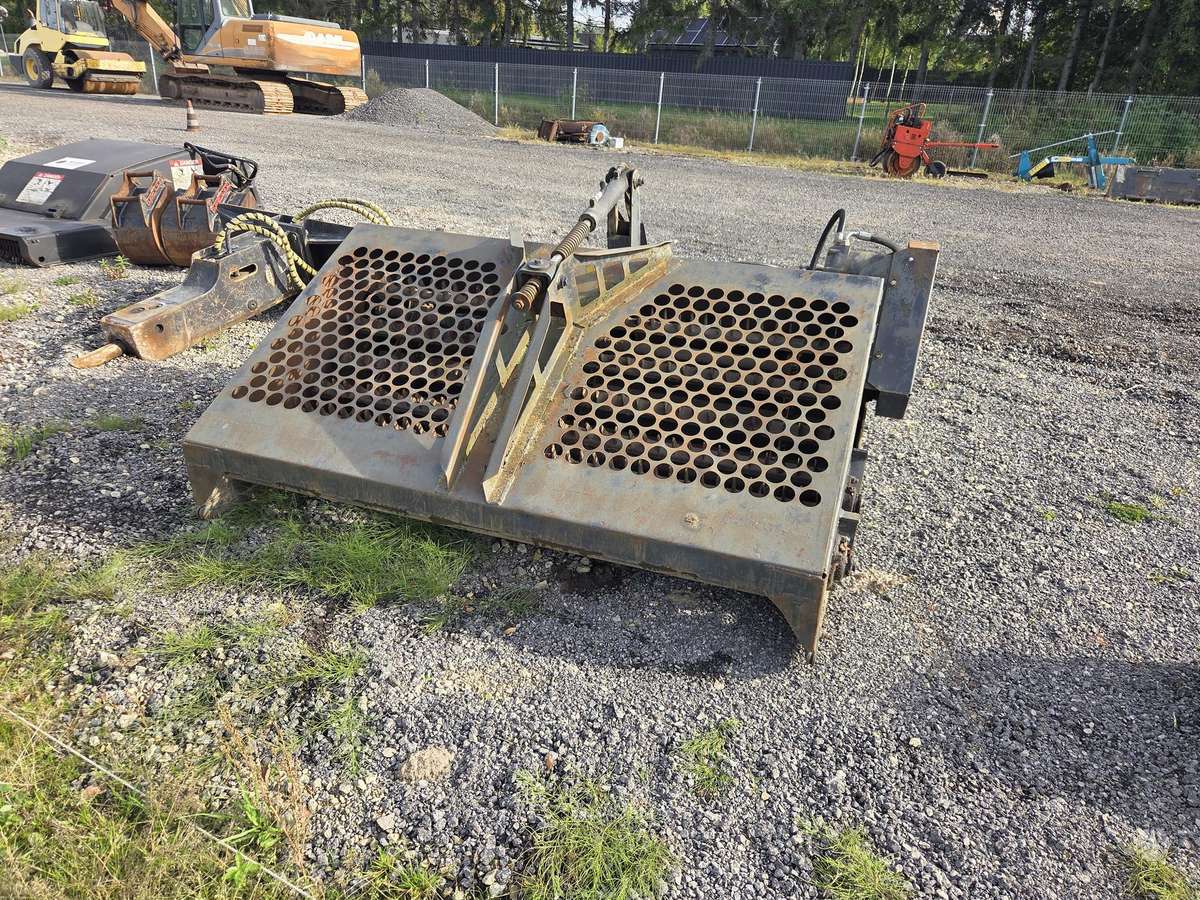 Bobcat V160, mini loaders