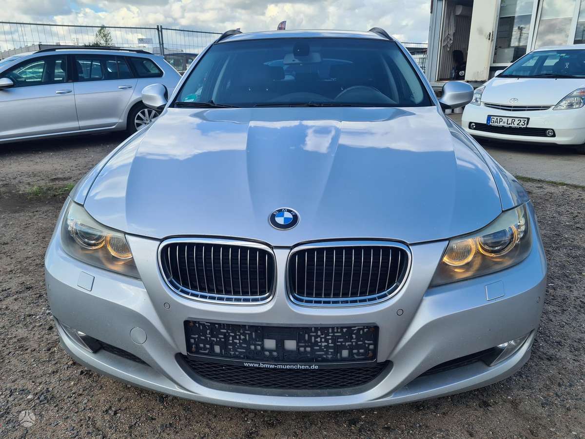 BMW 330, 3.0 l., wagon