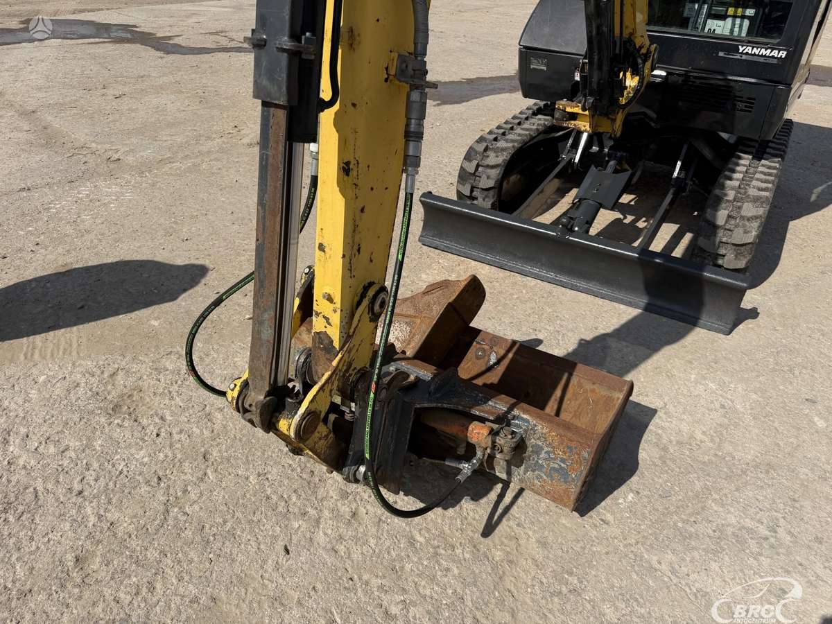 Yanmar SV26, mini ekskavatoriai