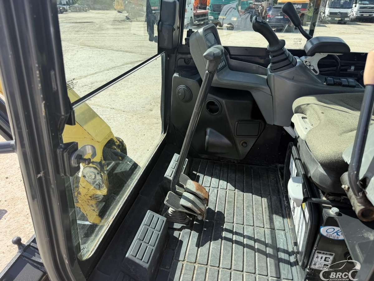 Yanmar SV26, mini ekskavatoriai