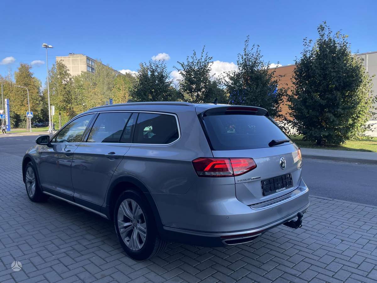 Volkswagen Passat, 2.0 l., Универсал