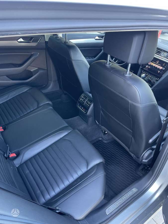 Volkswagen Passat, 2.0 l., Универсал