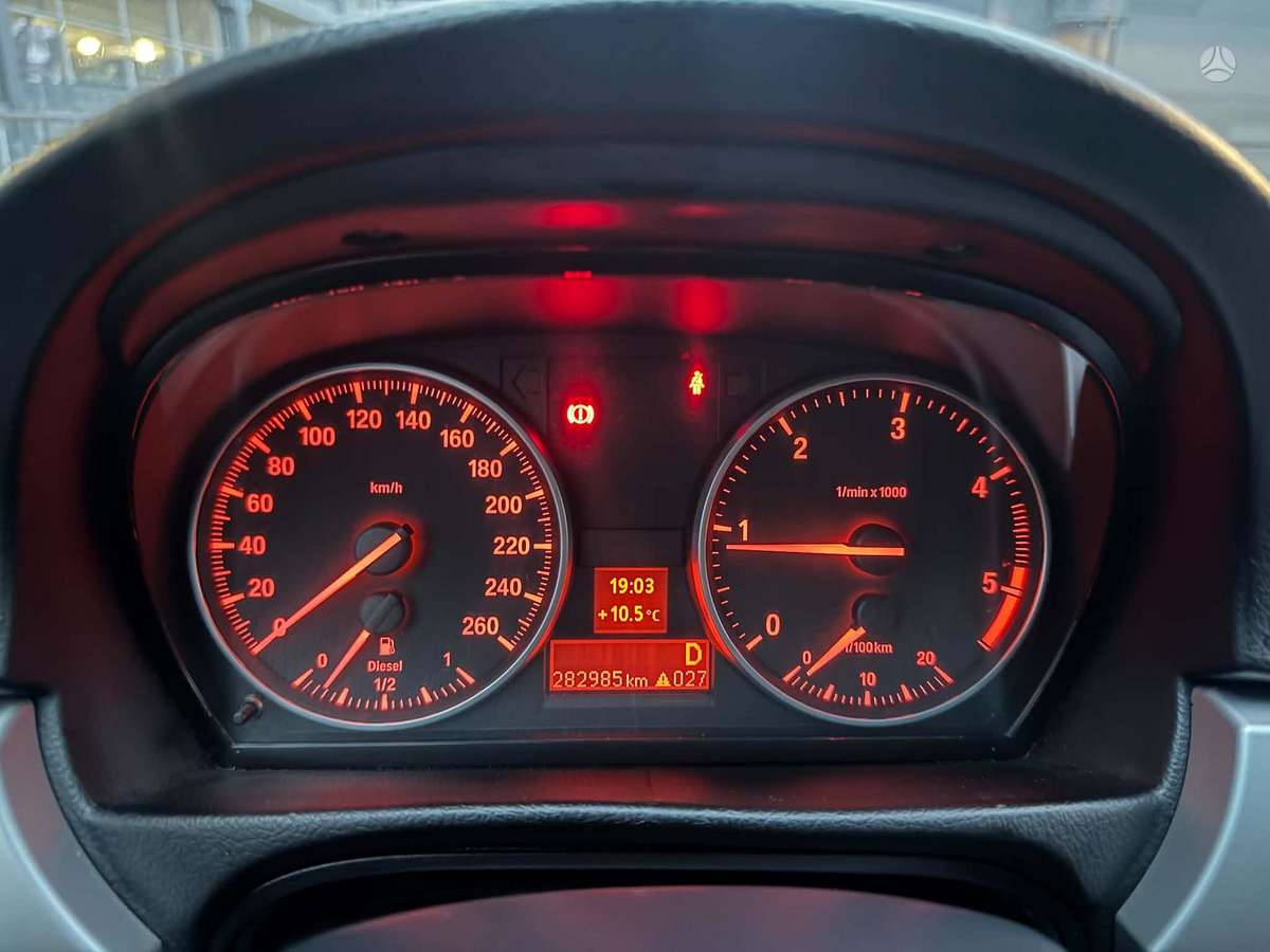 BMW 320, 2.0 l., universalas