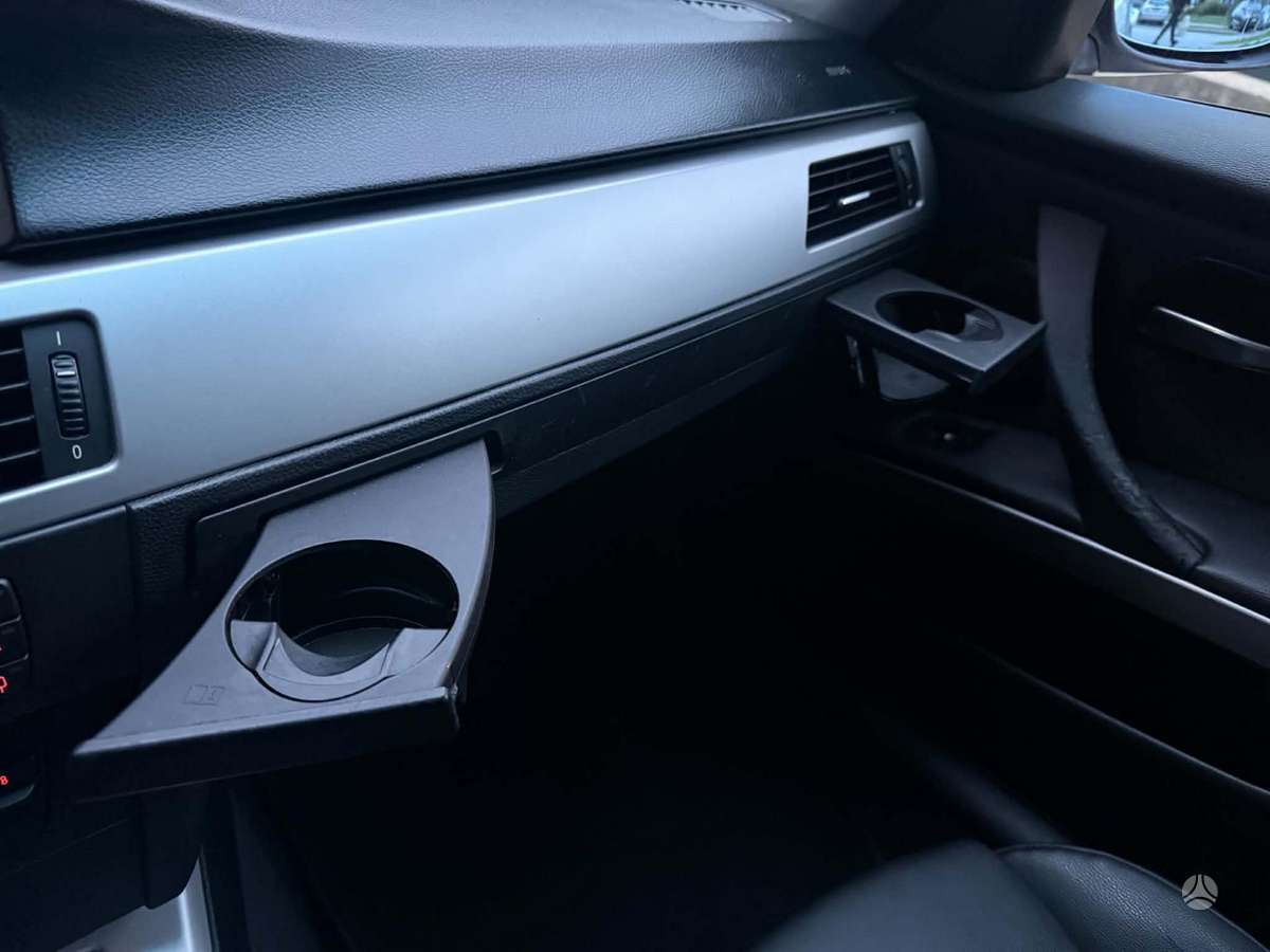 BMW 320, 2.0 l., universalas