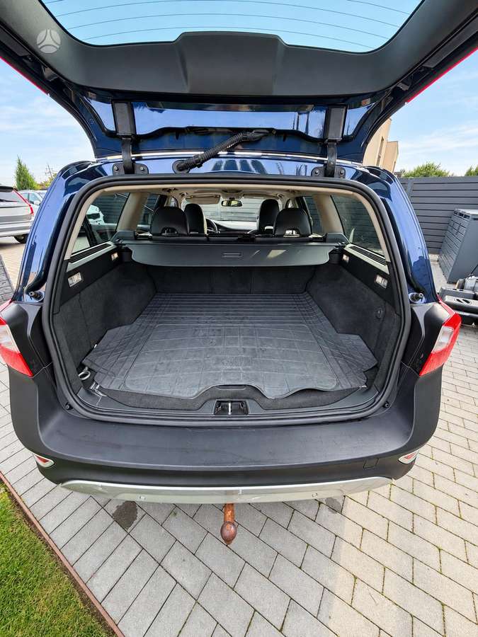 Volvo XC70, 3.2 l., Универсал