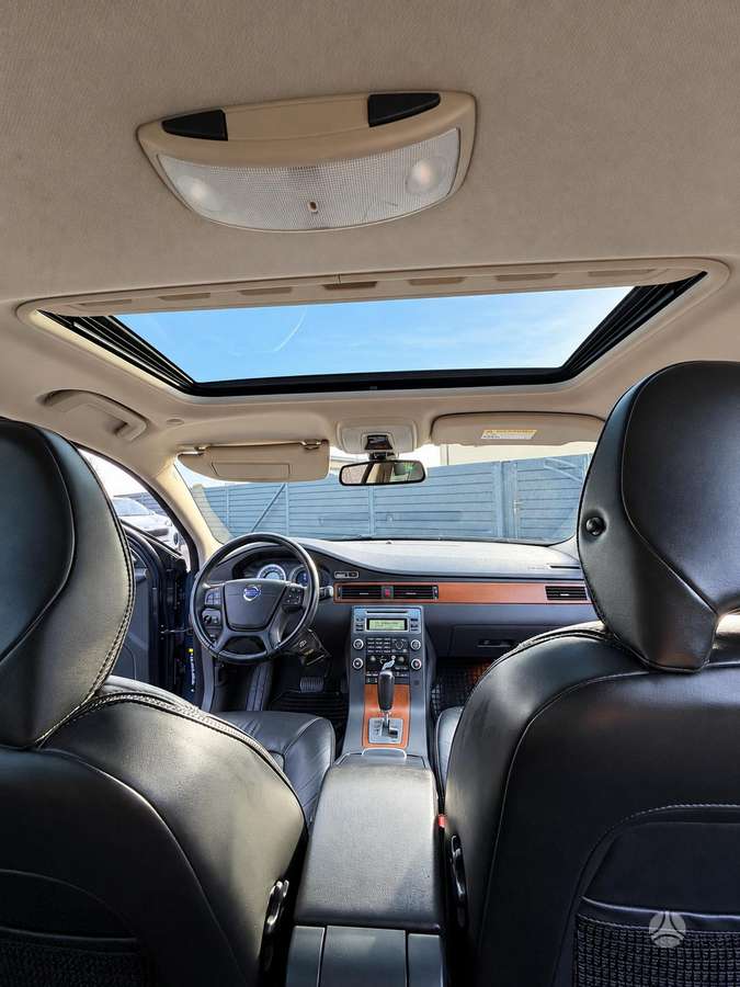 Volvo XC70, 3.2 l., Универсал